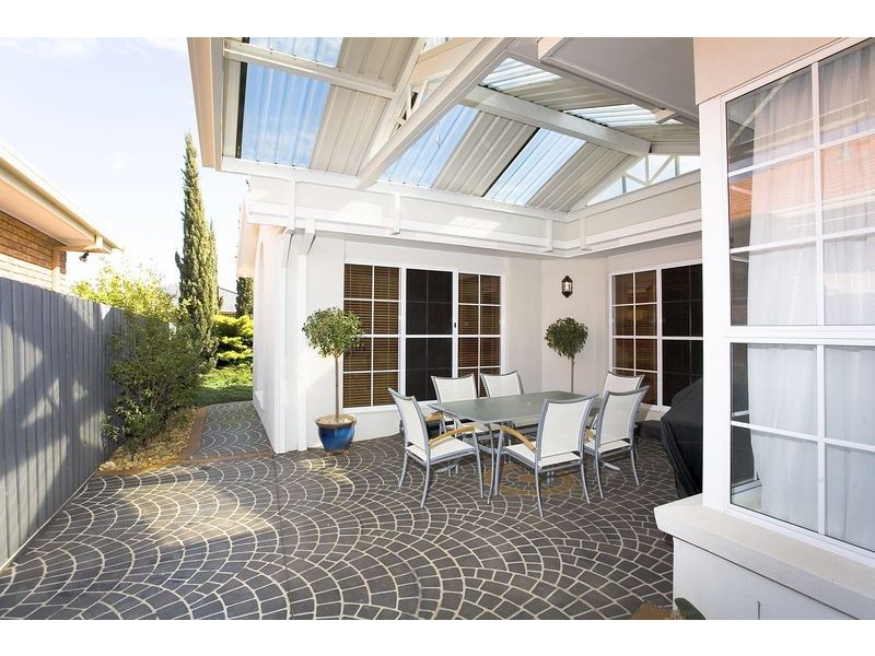 5 Oakmont Court, Hillside VIC 3037