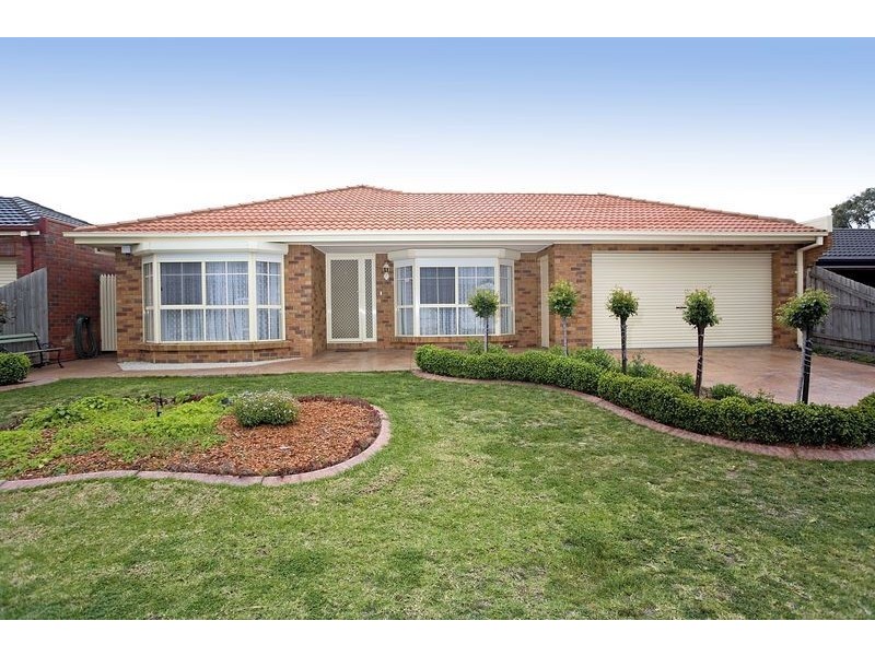 66 Brampton Circuit, Delahey VIC 3037