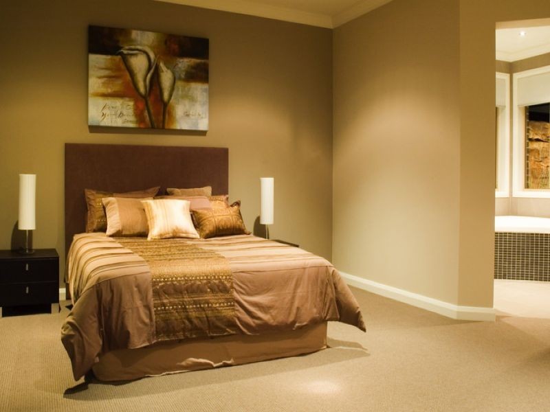 2 Mosman Grove, Taylors Hill VIC 3037