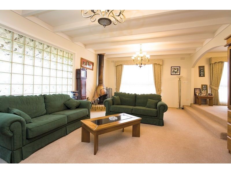 56 Jackman Crescent, Keilor VIC 3036