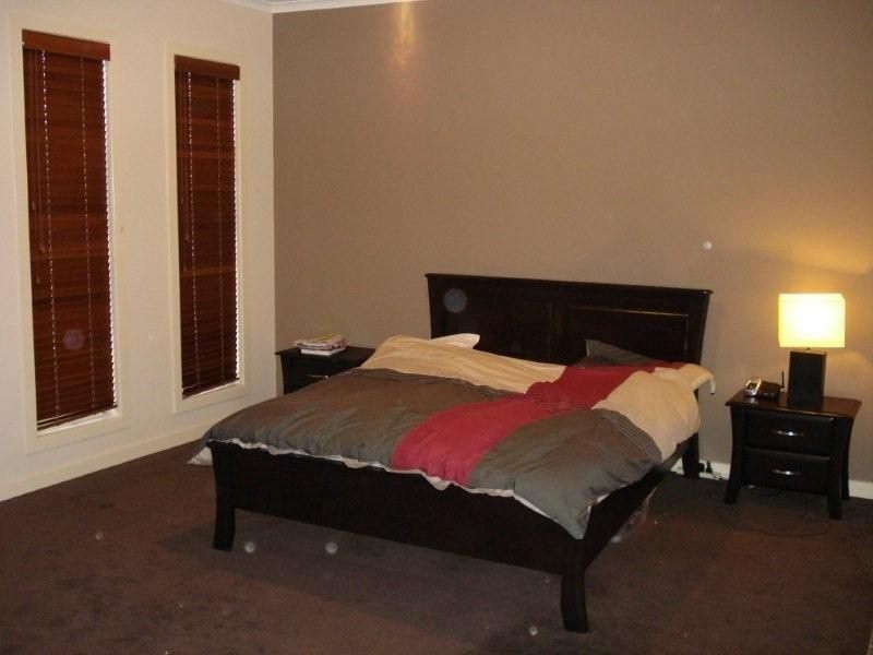 14 Kings Domain, Caroline Springs VIC 3023