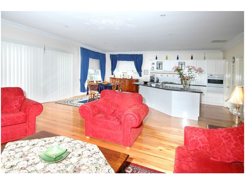 28 Gerona Court, Keilor VIC 3036