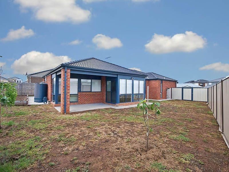 3 Evatt Terrace, Burnside VIC 3023