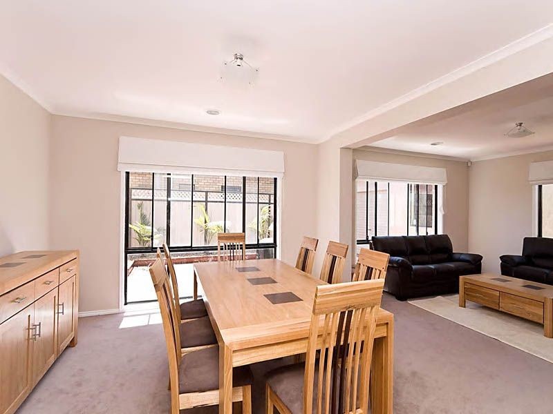 31 Watervale Boulevard, Taylors Hill VIC 3037