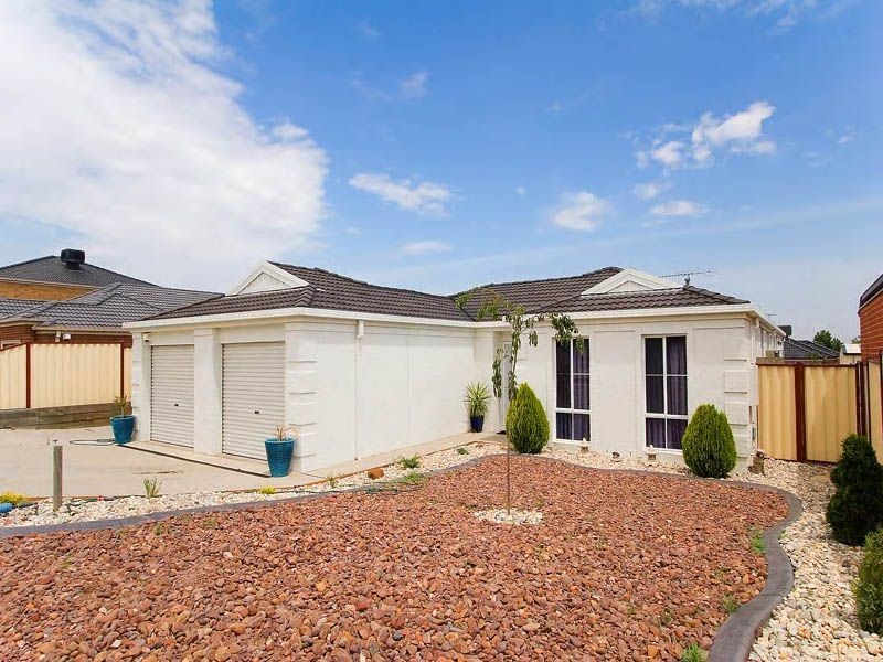 21 Cuthbert Drive, Hillside VIC 3037