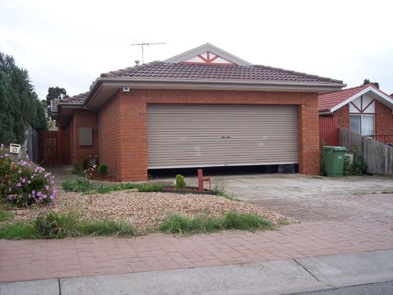 10 Brecon Nook, Craigieburn VIC 3064