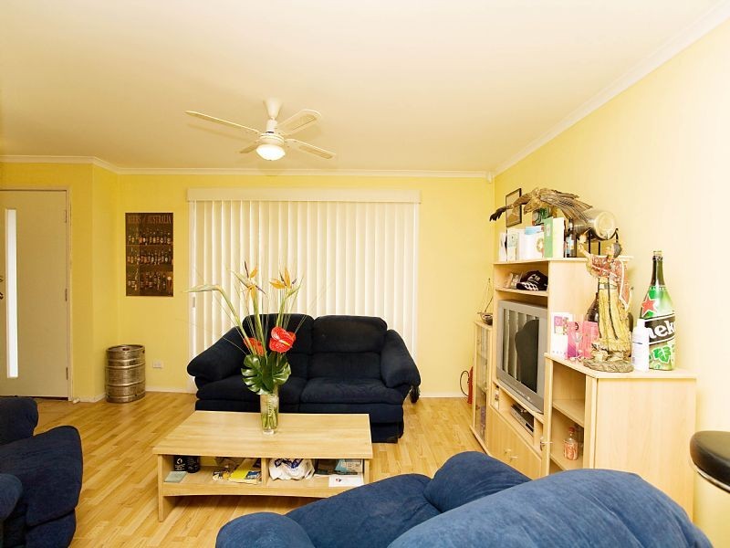 13 Penzance Place, Sydenham VIC 3037