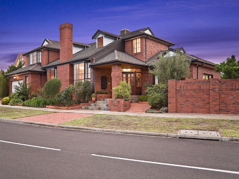 10 Koorali Street, Keilor VIC 3036