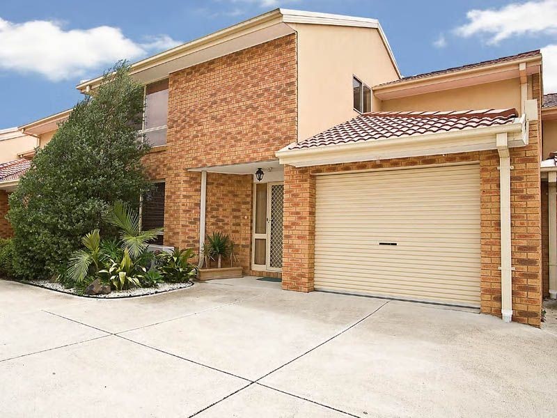 4/30 Nariel Road, Kings Park VIC 3021