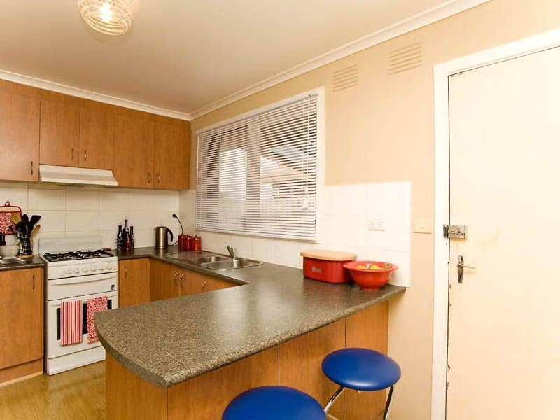 4 Aycliff Drive, Deer Park VIC 3023