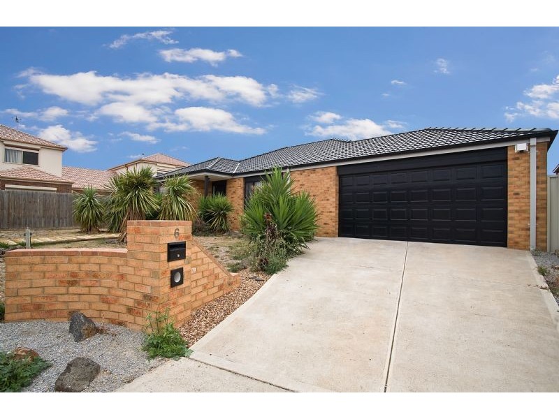 6 Georges Court, Taylors Hill VIC 3037