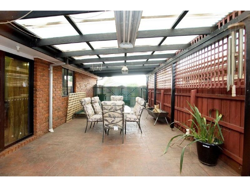 76 Dundee Way, Sydenham VIC 3037