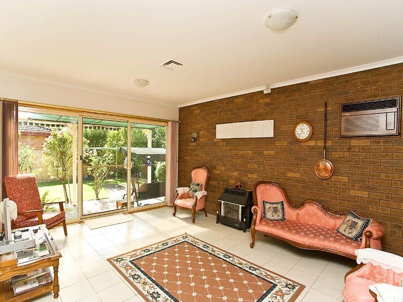 14 Angourie Crescent, Taylors Lakes VIC 3038