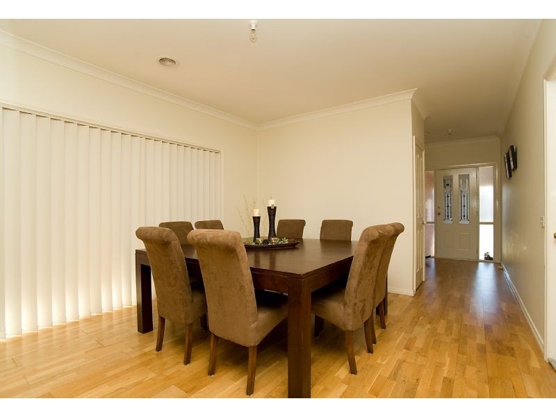 9 Contursi Drive, Sydenham VIC 3037