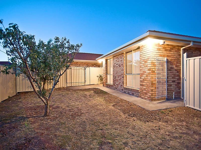102/1 Willys Avenue, Keilor Downs VIC 3038