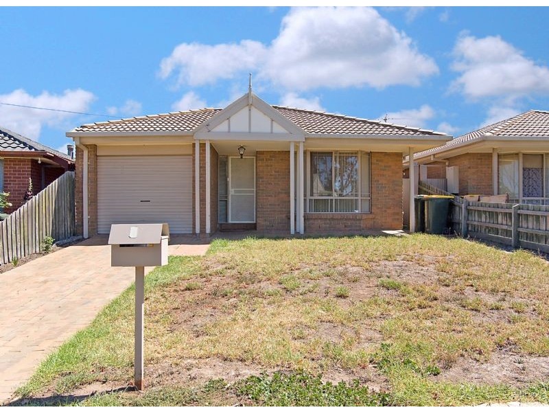 1+2/9 Gloucester Court, Sydenham VIC 3037