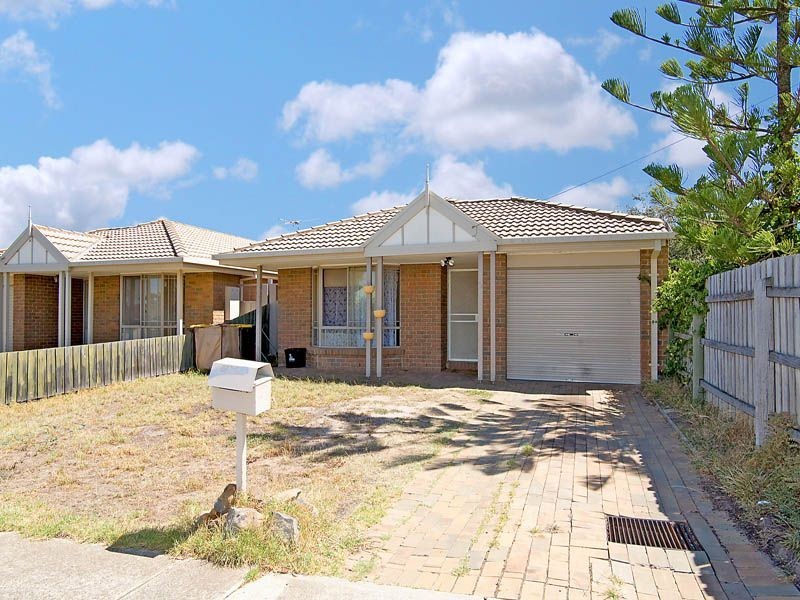 1+2/9 Gloucester Court, Sydenham VIC 3037