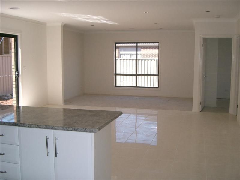 14 Mount Way, Caroline Springs VIC 3023