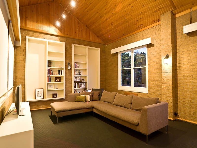 62-64 Hopkins Avenue, Keilor VIC 3036