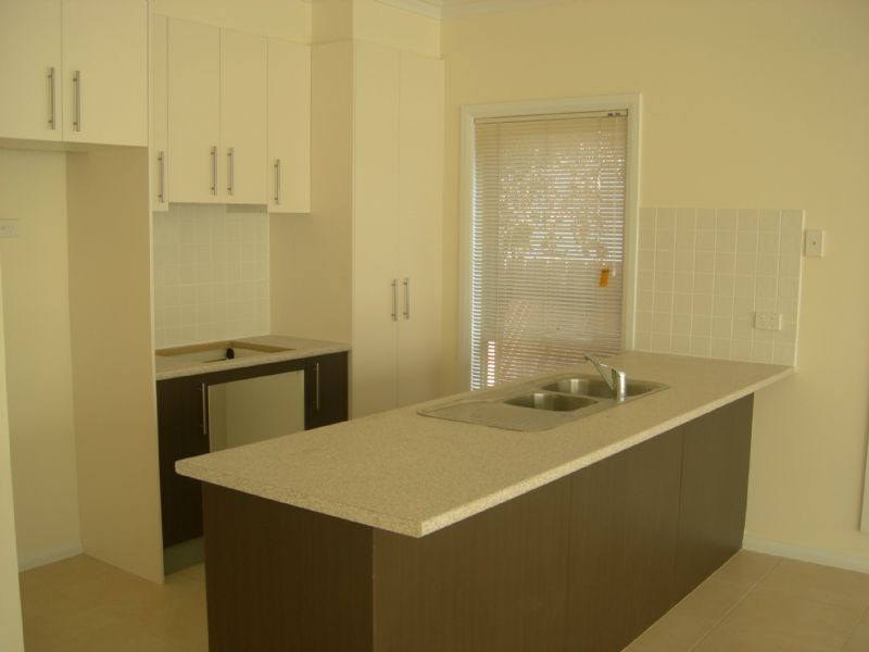 41a Dumfries Street, Deer Park VIC 3023