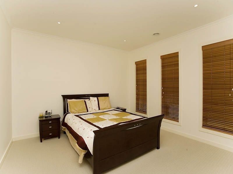 51 Melfin Drive, Hillside VIC 3037