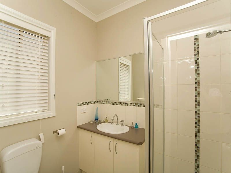 43 Menzies Drive, Burnside VIC 3023