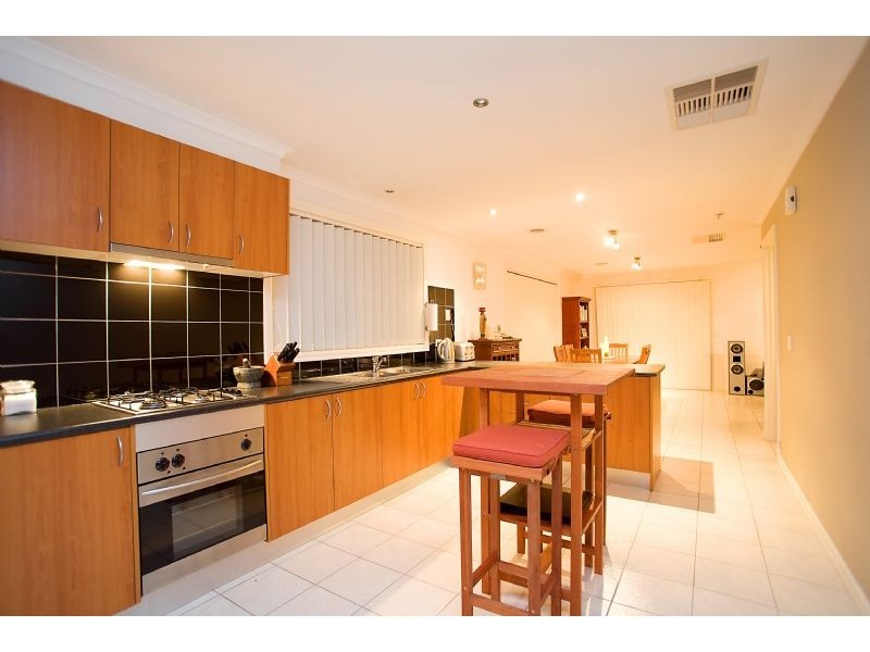 a/16 Contursi Drive, Sydenham VIC 3037