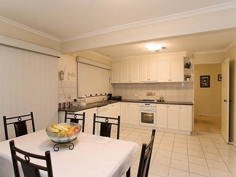 8 Lotis Court, Keilor Downs VIC 3038