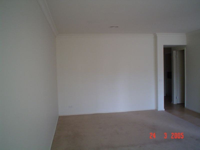 9c Wentworth Drive, Taylors Lakes VIC 3038