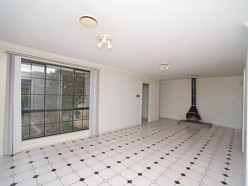 10 Albert Road, Sydenham VIC 3037