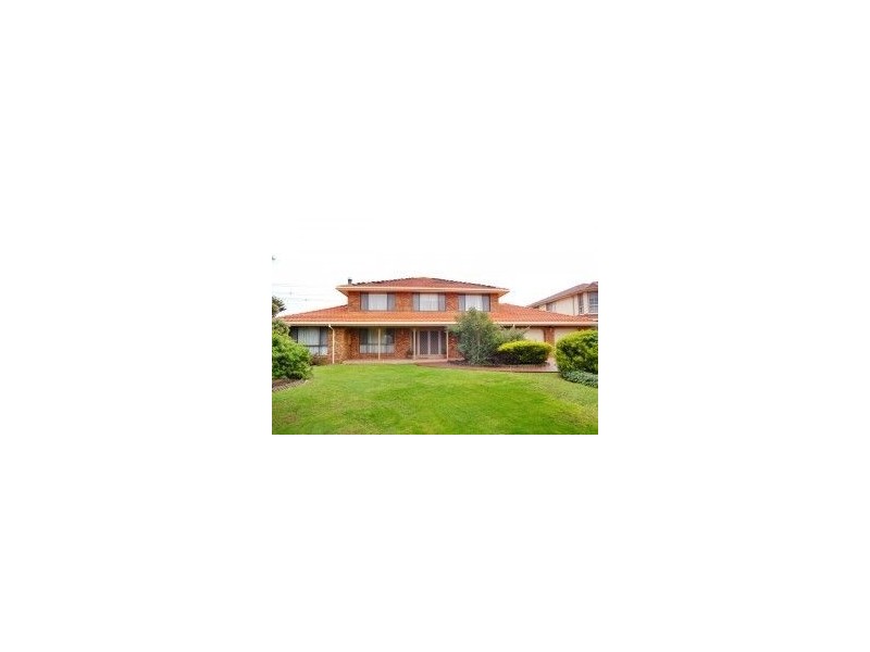19 Burrowye Crescent, Taylors Lakes VIC 3038