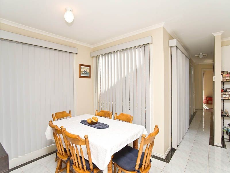 22 Longhurst Crescent, Hillside VIC 3037