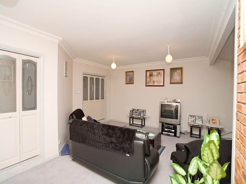 4 Bellbird Avenue, Taylors Lakes VIC 3038