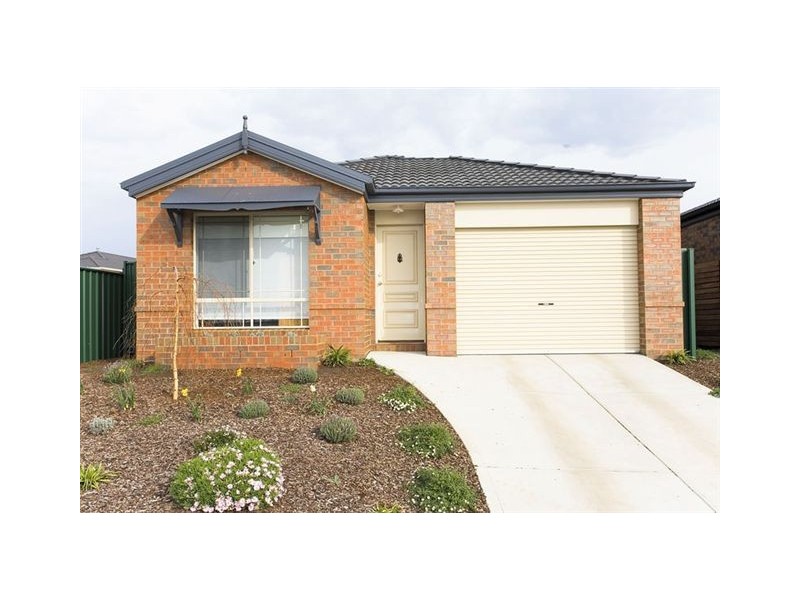 3 Sullivan Terrace, Burnside VIC 3023