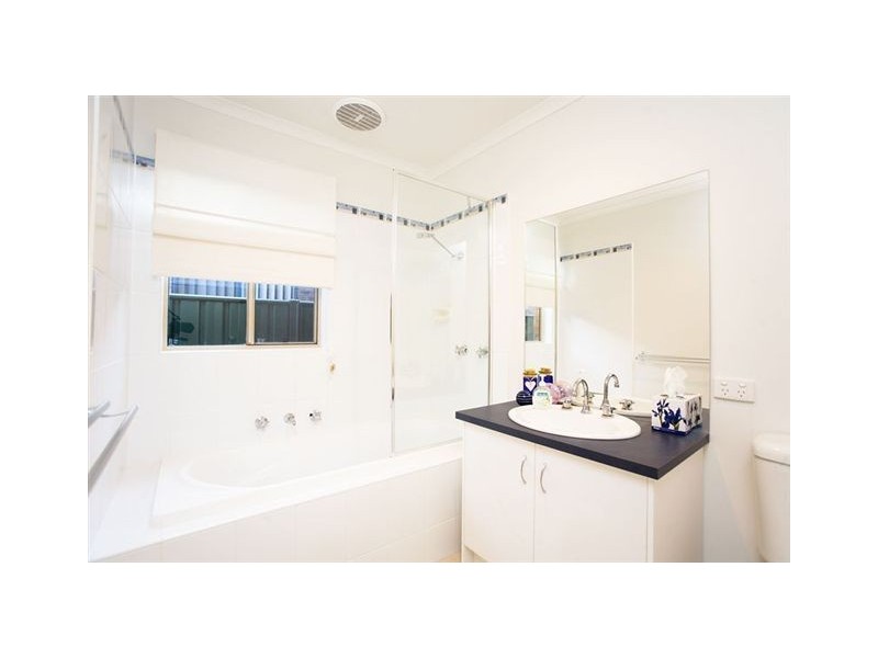3 Sullivan Terrace, Burnside VIC 3023