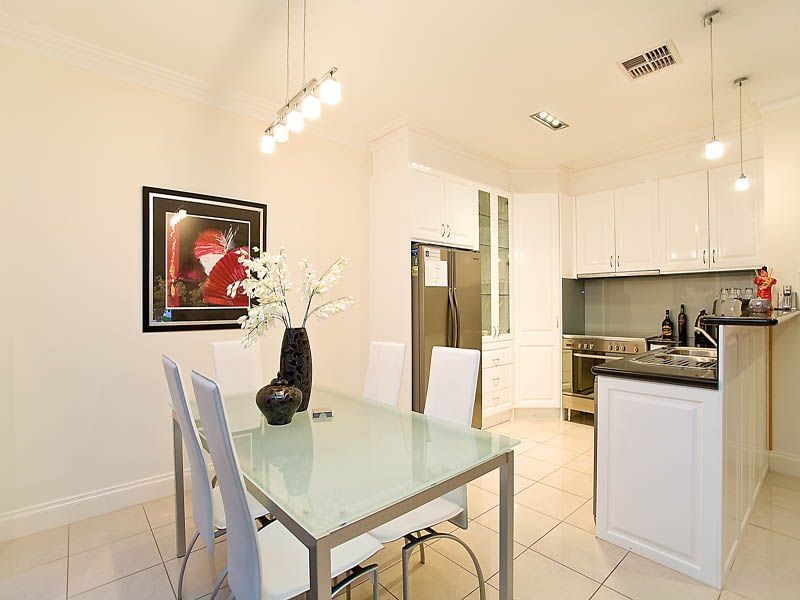 14 McCubbin Drive, Taylors Lakes VIC 3038