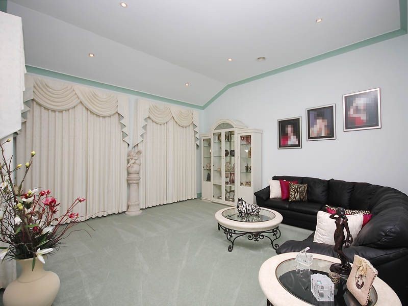 2 Peppercorn Court, Hillside VIC 3037