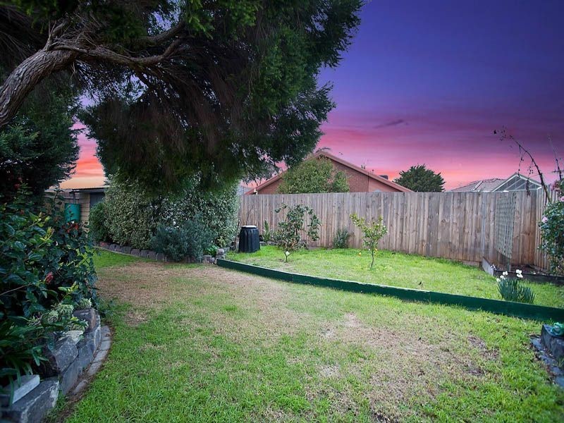 8  Allard Court, Keilor Downs VIC 3038