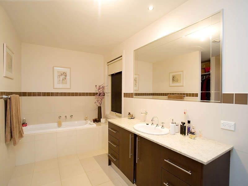 4  Raymond Court (Formerly Reeve Crt), Keilor VIC 3036