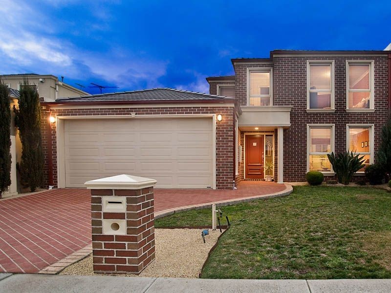 17 Robina Road, Sydenham VIC 3037