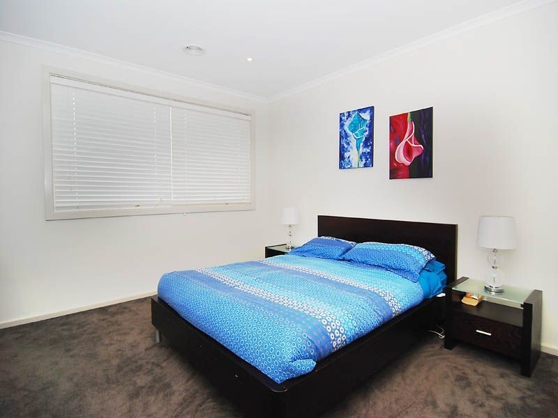 47 Amberlea Circuit, Taylors Hill VIC 3037