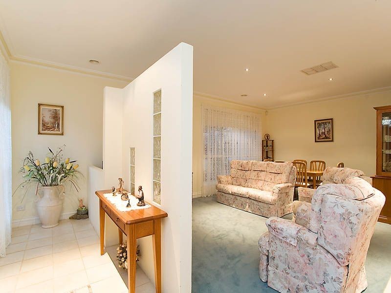 58 McCubbin Drive, Taylors Lakes VIC 3038
