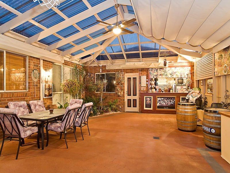 58 McCubbin Drive, Taylors Lakes VIC 3038