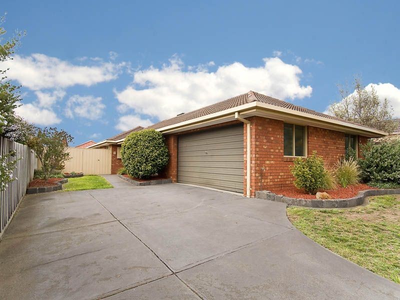 8 Morley Court, Keilor Downs VIC 3038