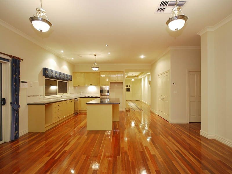 3 Sovereign Way, Hillside VIC 3037