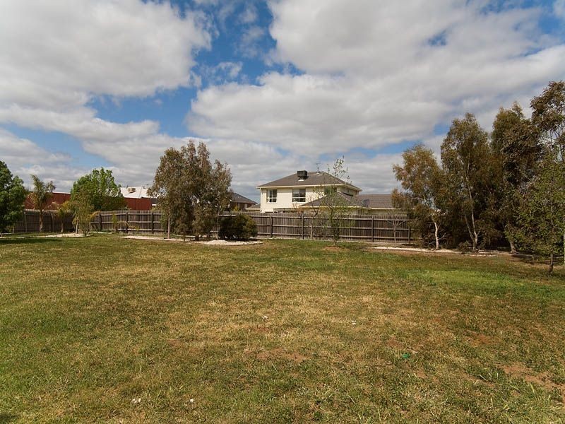 41 – 43 Beattys Road, Hillside VIC 3037