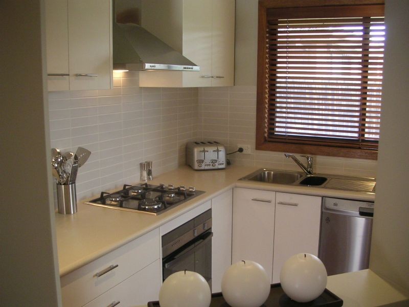 2/29 Swindon Crescent, Keilor Downs VIC 3038