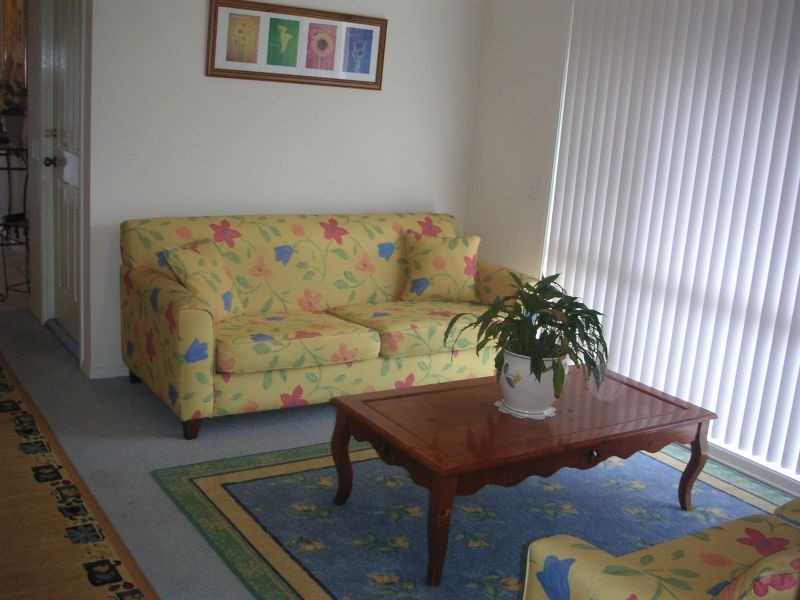 4 Shearer Close, Sydenham VIC 3037