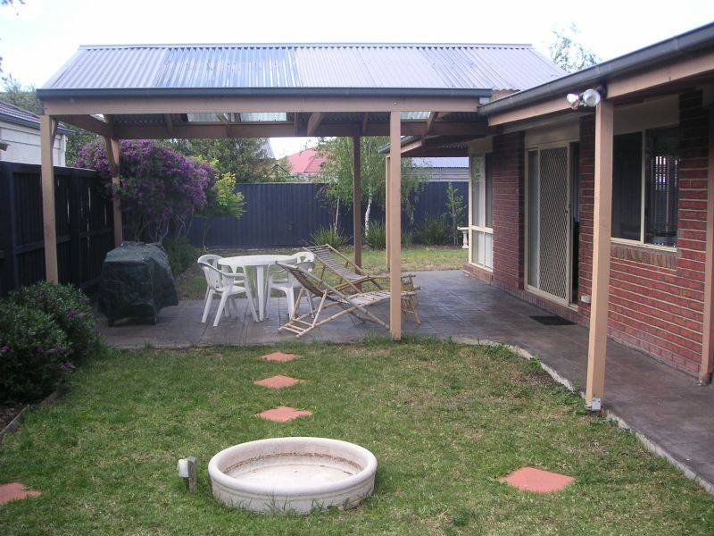 4 Shearer Close, Sydenham VIC 3037