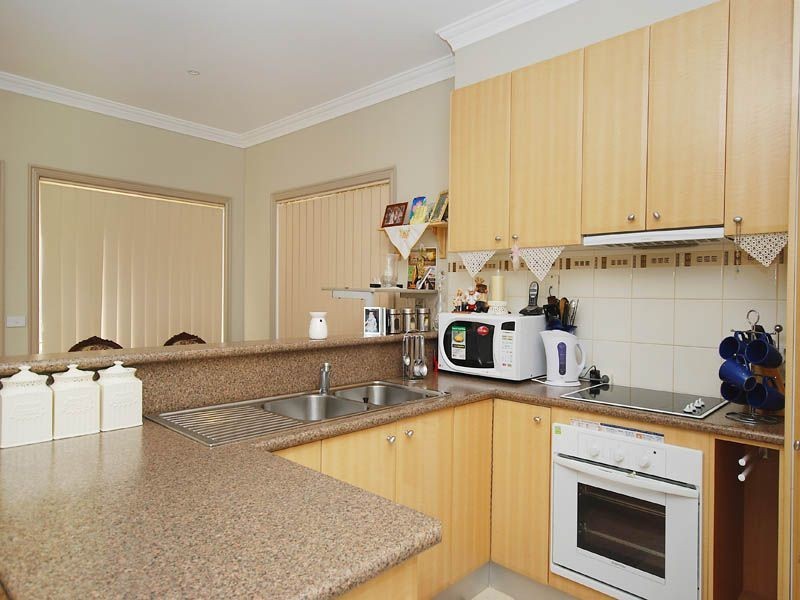 5/7 Lorraine Court, Hillside VIC 3037